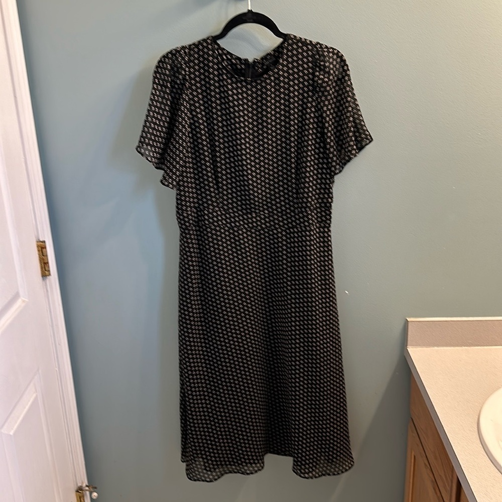 Ann Taylor, size 10, black and beige dress
